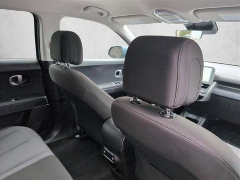 Certified 2024 Hyundai Ioniq 5 SE image 21