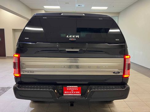 Used 2022 Ford F150 Limited image 5