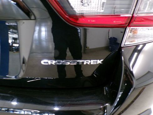 Used 2023 Subaru Crosstrek 2.0i Premium AWD/4WD image 5