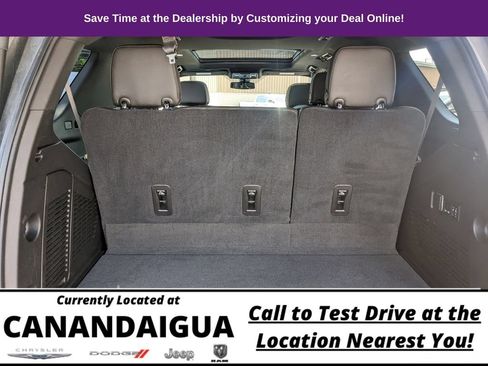Used 2021 GMC Yukon SLT w/ SLT Premium Package AWD/4WD image 21