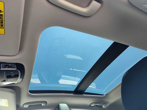 New 2025 Hyundai Sonata Limited image 16