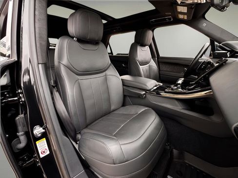 Used 2023 Land Rover Range Rover Sport First Edition AWD/4WD image 21