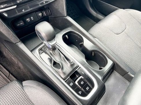 Used 2020 Hyundai Santa Fe SEL image 15