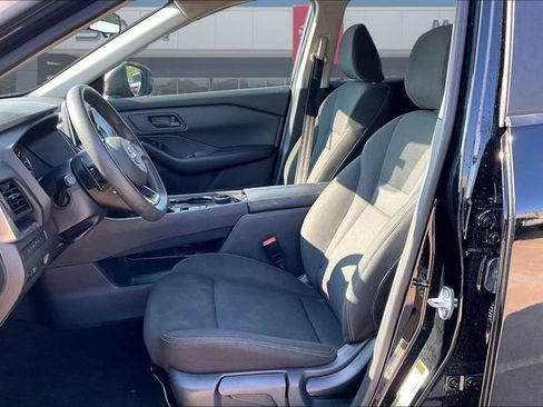 Used 2024 Nissan Rogue S AWD/4WD image 20
