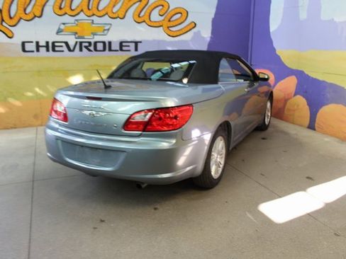 Used 2009 Chrysler Sebring Touring image 8
