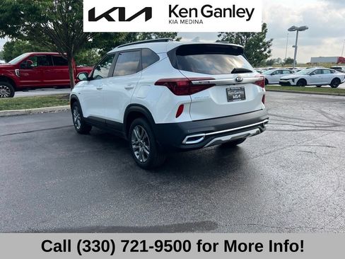 Used 2021 Kia Seltos S AWD/4WD image 13