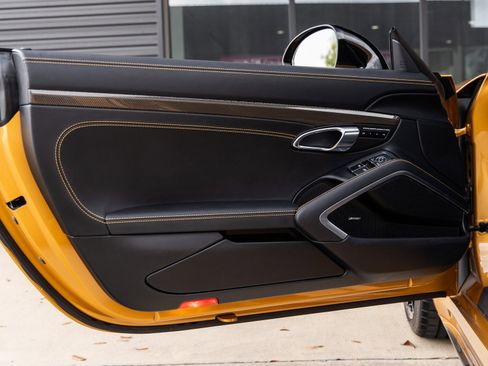 Used 2018 Porsche 911 Turbo S image 34