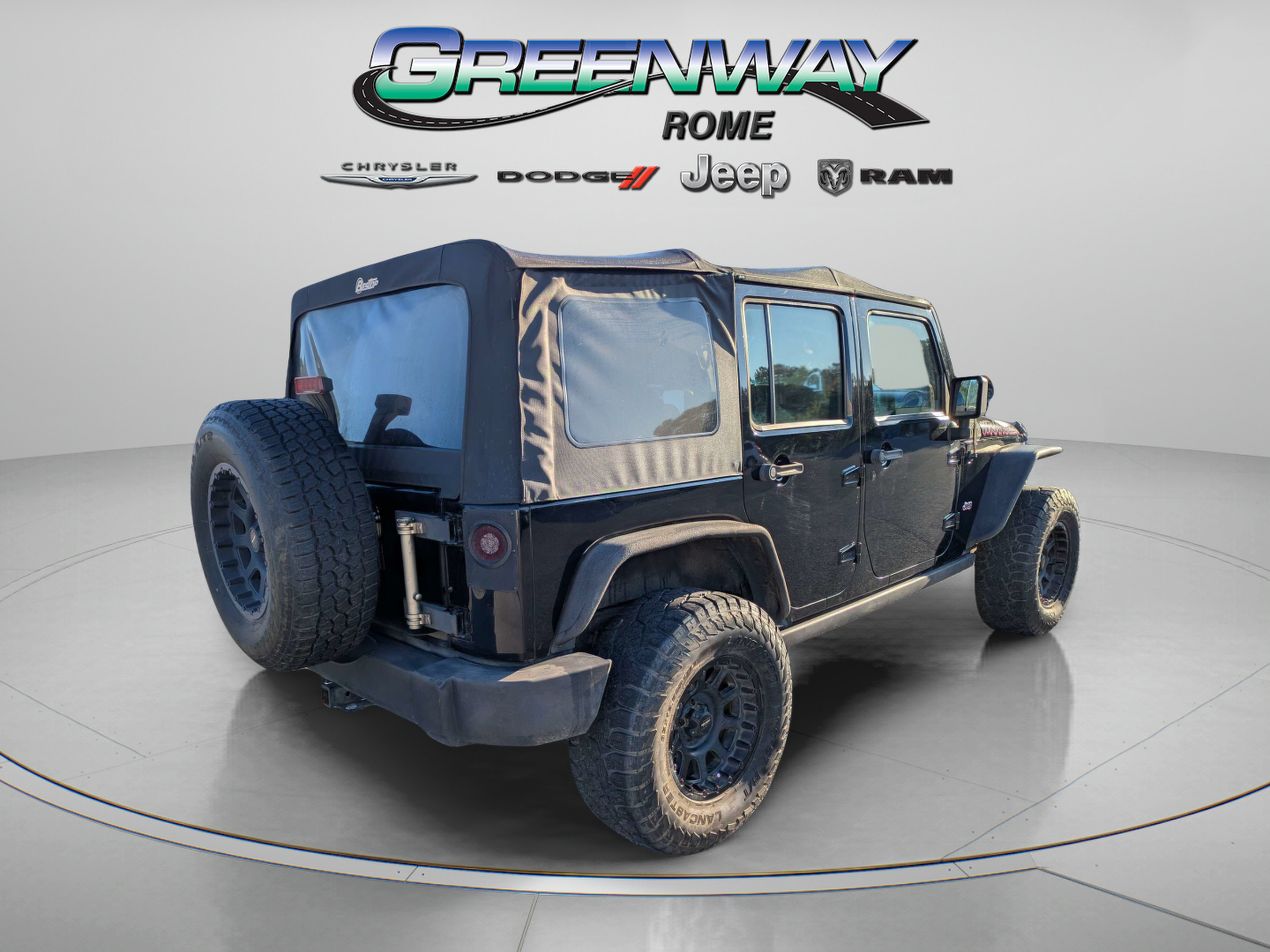 Used 2012 Jeep Wrangler Unlimited Sport w/ Connectivity Group AWD/4WD image 8