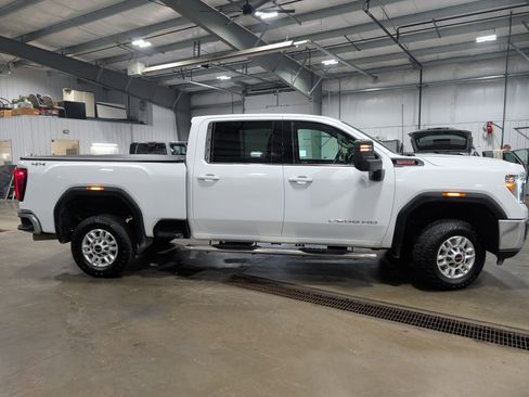 Used 2021 GMC Sierra 2500 SLE image 2