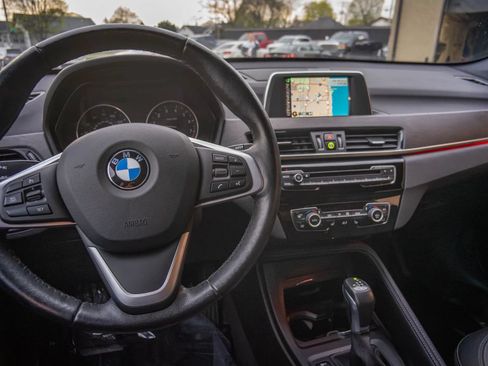 Used 2017 BMW X1 xDrive28i AWD/4WD image 13