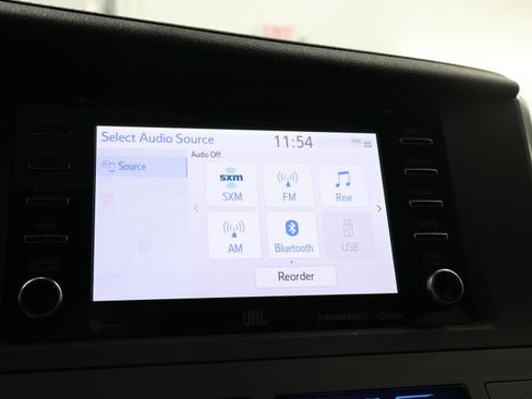 Used 2018 Toyota Sienna Limited Premium AWD/4WD image 54