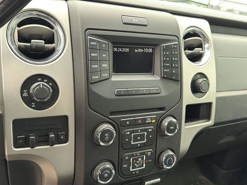 Used 2014 Ford F150 XLT w/ Equipment Group 302A Luxury AWD/4WD image 19