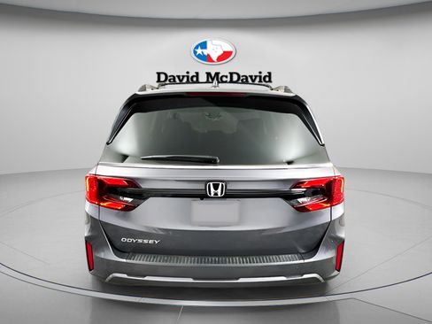 New 2026 Honda Odyssey EX-L image 4