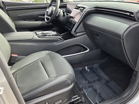 Certified 2023 Hyundai Tucson Limited image 16