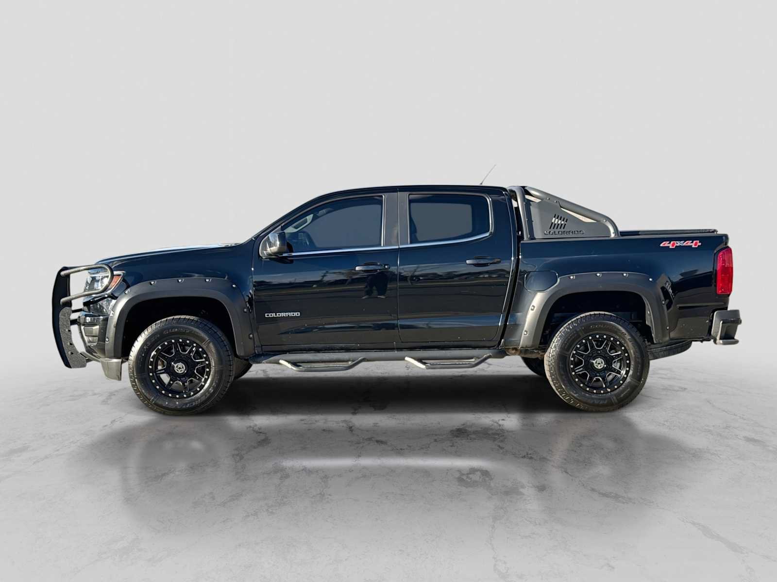 Used 2019 Chevrolet Colorado W/T w/ WT Convenience Package AWD/4WD image 3