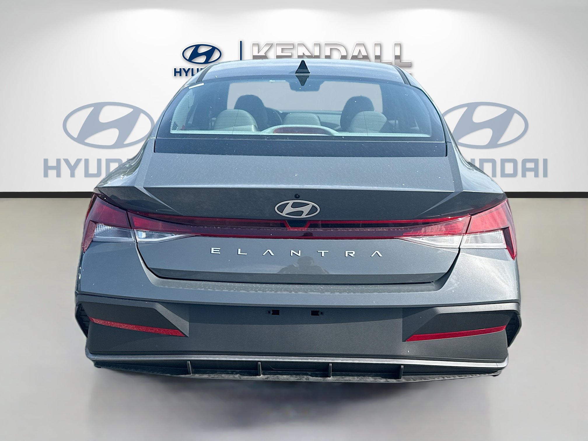 New 2026 Hyundai Elantra SE FWD image 5