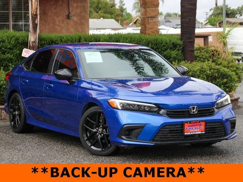 Used 2024 Honda Civic Sport image 2