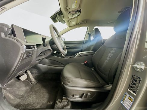 Used 2025 Hyundai Tucson SEL image 13