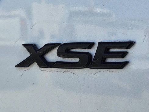 Used 2020 Toyota Camry XSE image 26