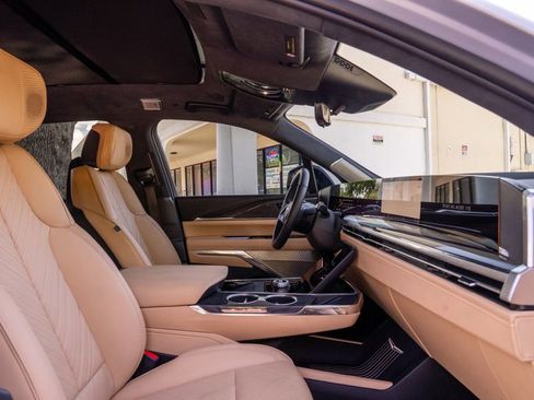 Used 2025 Cadillac Escalade IQ Sport 2 AWD/4WD image 29