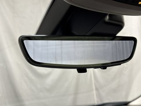 Certified 2023 Buick Envision Avenir AWD/4WD image 18