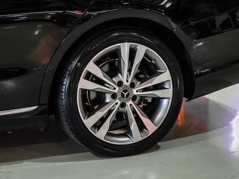 Used 2018 Mercedes-Benz C 300 Sedan image 49