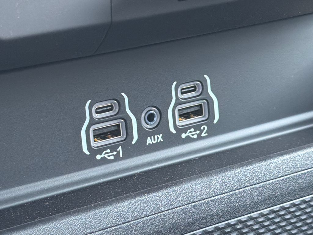 New 2026 RAM 1500 Express AWD/4WD image 30