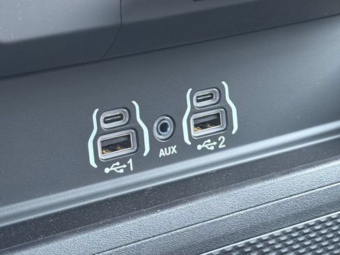 New 2026 RAM 1500 Express AWD/4WD image 30