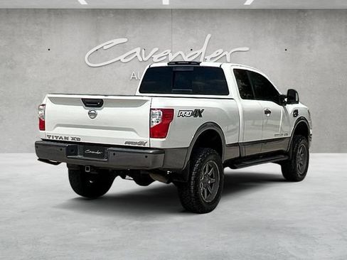 Used 2017 Nissan Titan PRO-4X w/ Pro-4x Convenience Package AWD/4WD image 16