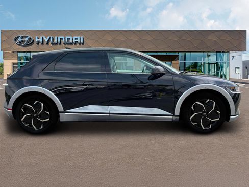 New 2024 Hyundai Ioniq 5 Limited image 9
