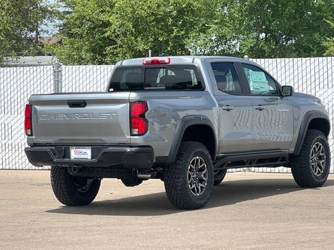 New 2026 Chevrolet Colorado ZR2 w/ Technology Package AWD/4WD image 4