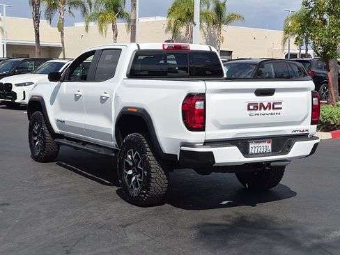 Used 2024 GMC Canyon AT4X AWD/4WD image 8