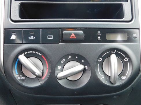 Used 2005 Toyota RAV4 4WD image 12