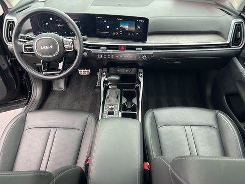 Certified 2024 Kia Sorento SX image 20