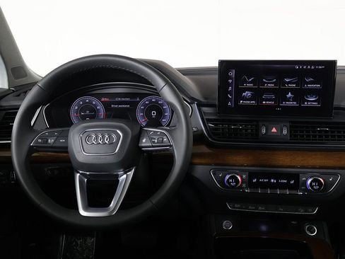 Used 2023 Audi Q5 2.0T Premium Plus w/ Premium Plus Package AWD/4WD image 33