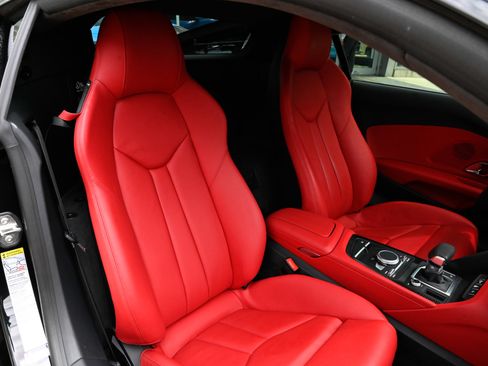 Used 2018 Audi R8 V10 plus AWD/4WD image 47