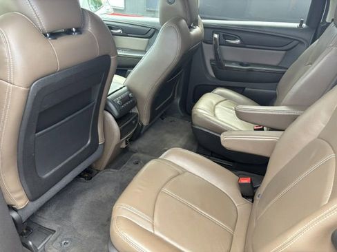 Used 2016 GMC Acadia SLT w/ Open Road Package AWD/4WD image 10