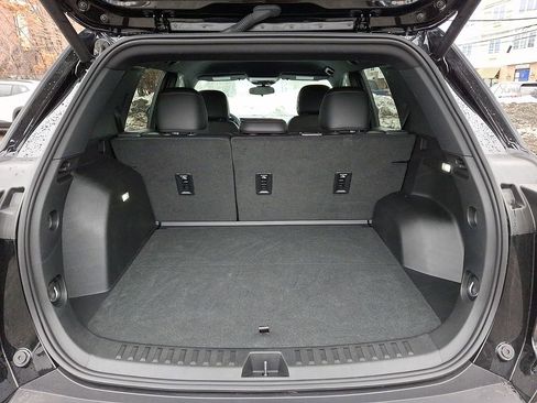 Used 2026 Chevrolet Equinox LT w/ Convenience Package II image 26