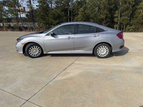 Used 2019 Honda Civic LX image 5