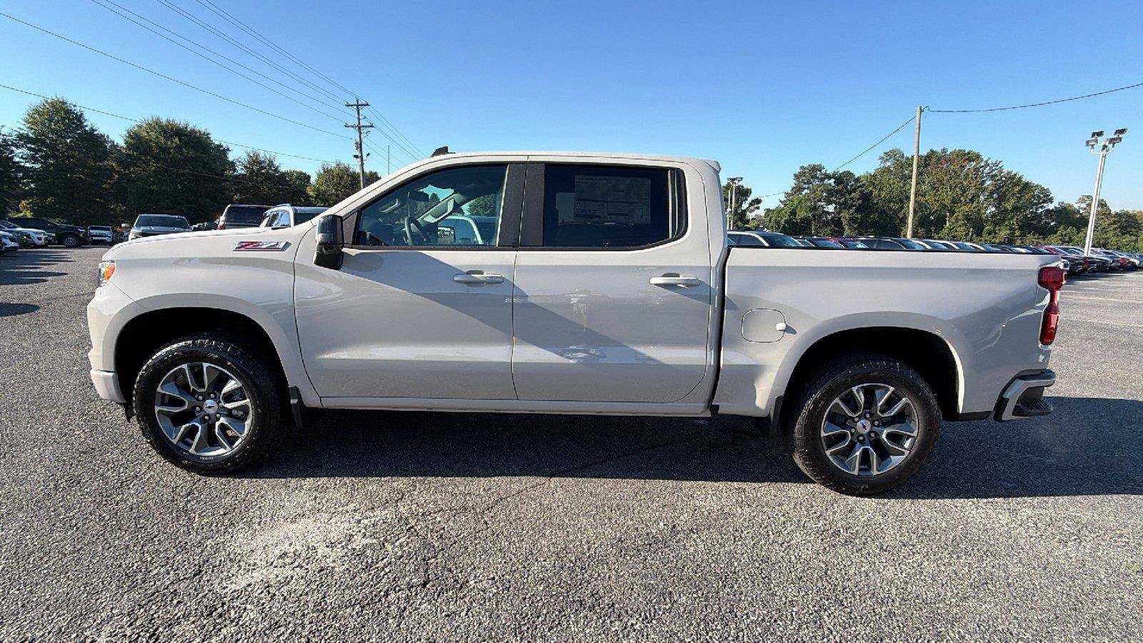 New 2026 Chevrolet Silverado 1500 RST w/ RST All Star Premium Package AWD/4WD image 11
