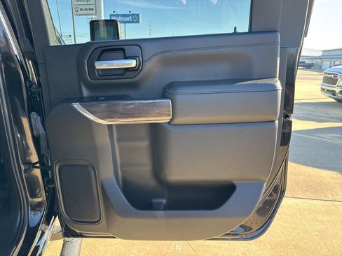 Used 2021 Chevrolet Silverado 2500 LTZ w/ LTZ Plus Package image 25