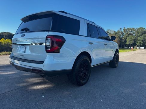 Used 2024 Ford Expedition King Ranch image 5