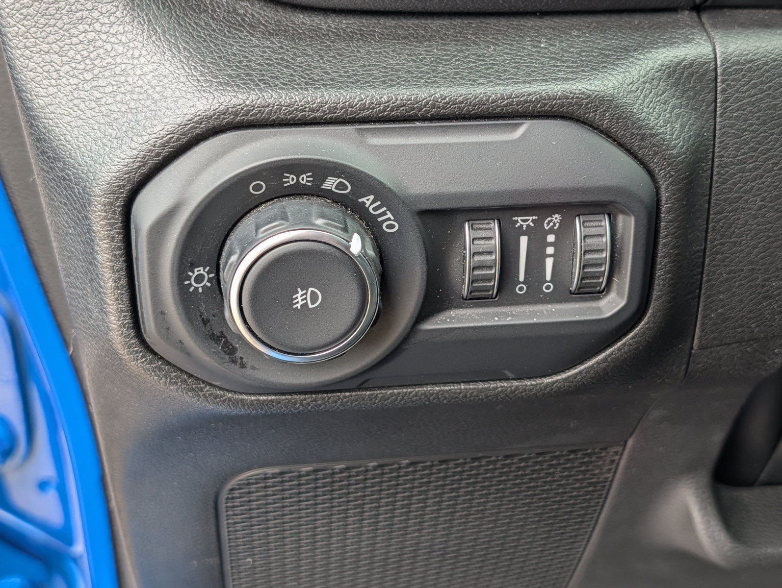 Used 2022 Jeep Wrangler Unlimited Sport AWD/4WD image 14