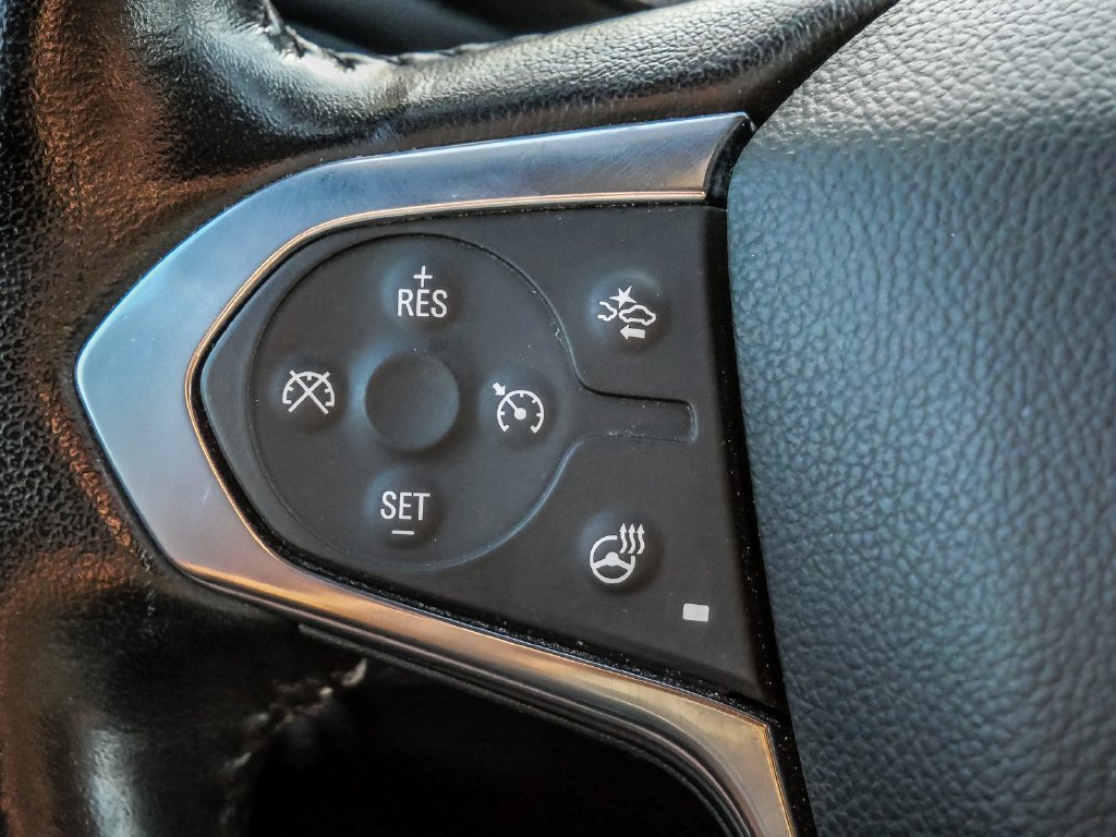 Used 2022 Chevrolet Traverse RS w/ LPO, Floor Liner Package FWD image 41