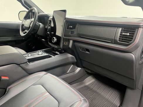 New 2024 Ford Expedition Limited image 19