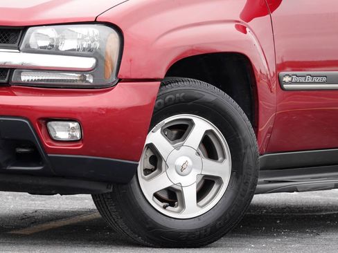 Used 2002 Chevrolet TrailBlazer LT w/ Preferred Equipment Group AWD/4WD image 11