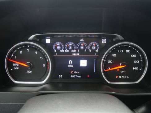 Used 2019 Chevrolet Silverado 1500 High Country image 29