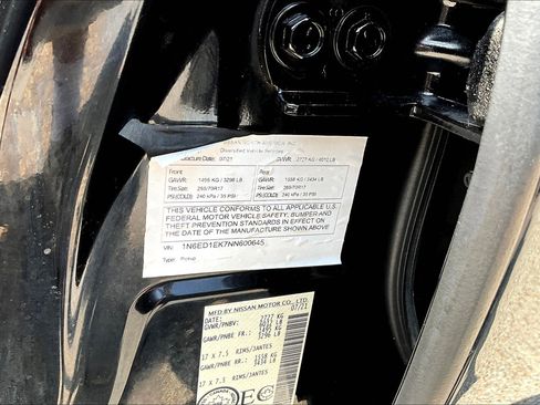 Used 2022 Nissan Frontier PRO-4X image 36