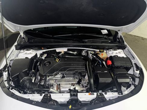 Used 2022 Chevrolet Malibu LT image 31