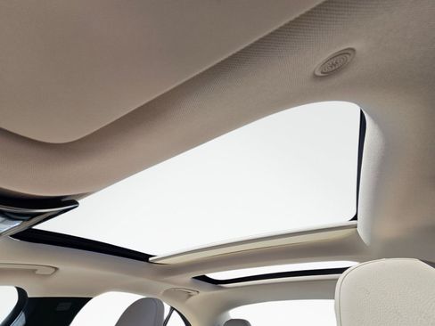 New 2027 Mercedes-Benz E 350 4MATIC Sedan image 43